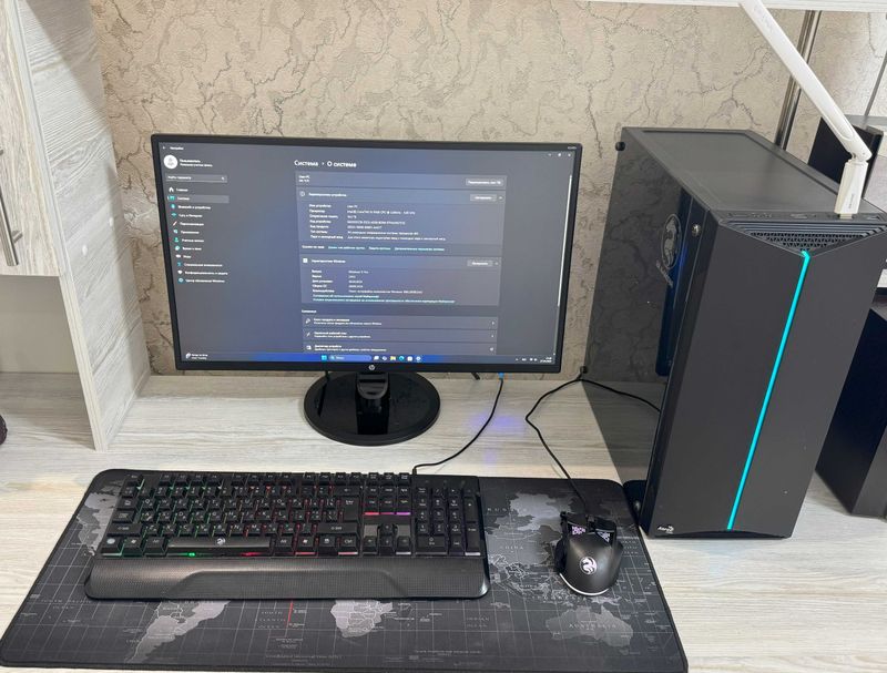 Игровой компьютер c мониторам, 9 поколения i5 9500 Игровой компьютер c мониторам, 9 поколения i5 9500