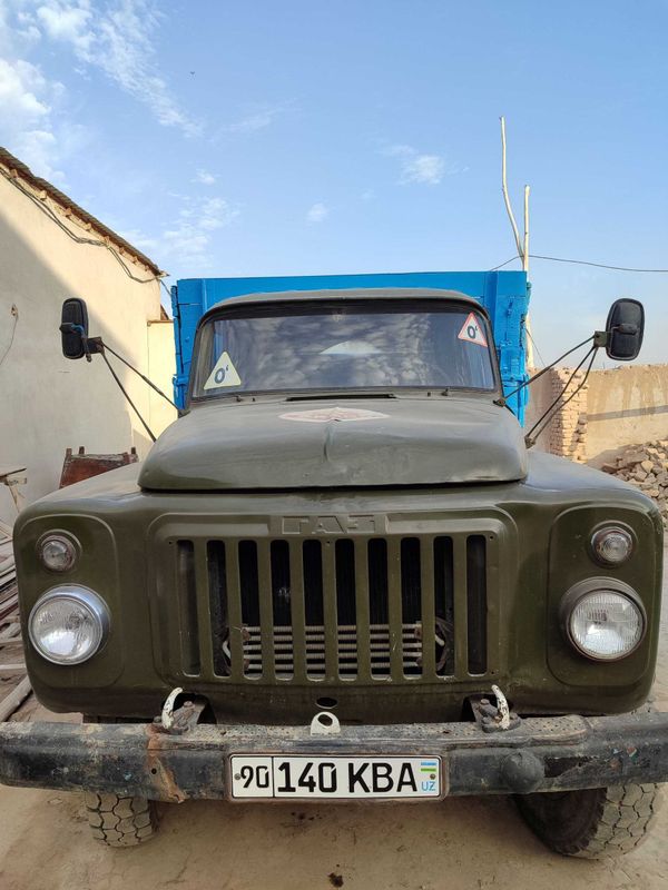Gaz 52 avtomobili sotiladi Gaz 52 avtomobili sotiladi