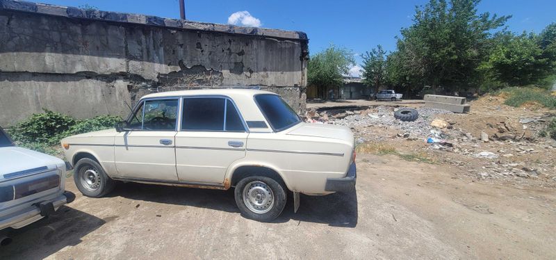 vaz 2106 yili 1990 manzil Chirchiq shahar 3 mikro rayon vaz 2106 yili 1990 manzil Chirchiq shahar 3 mikro rayon
