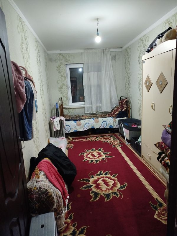 Нурафшон, продается квартира Нурафшон, продается квартира