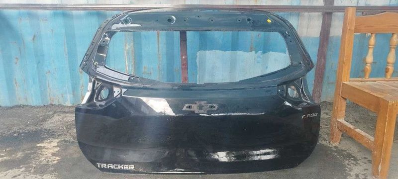 Трекир 2 орқа капўти