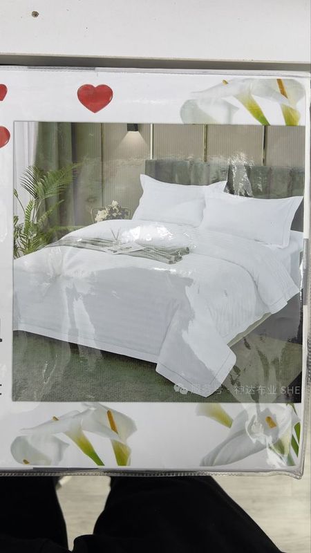 Pastel oddiy satin Pastel oddiy satin