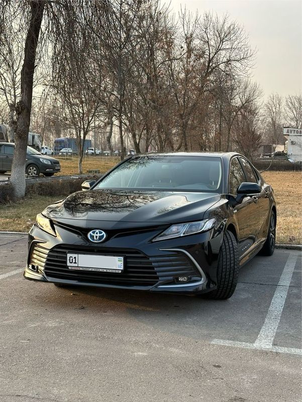 Toyota Camry 2024 Hybrid