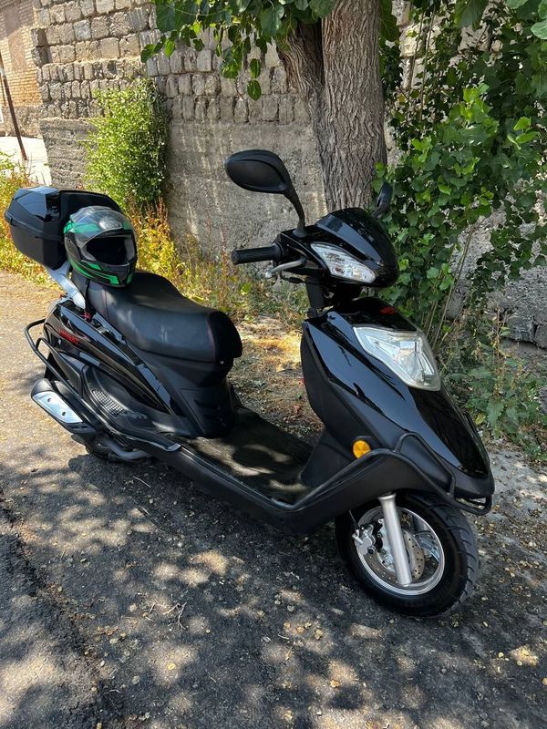 Skuter 125 kubli Skuter 125 kubli