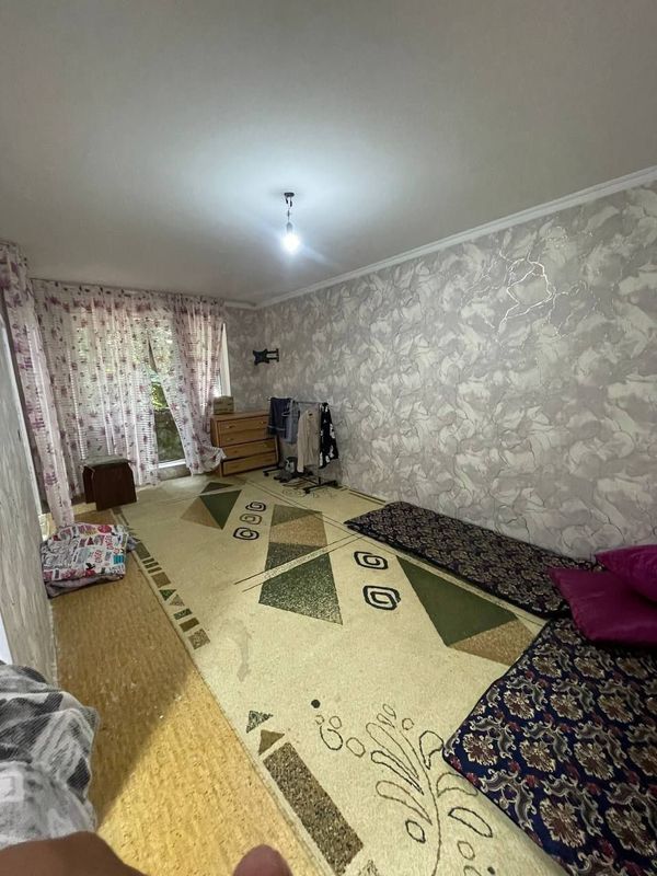 Kvartirant 1 xonali remonti bilan 3 ti mikrayo da