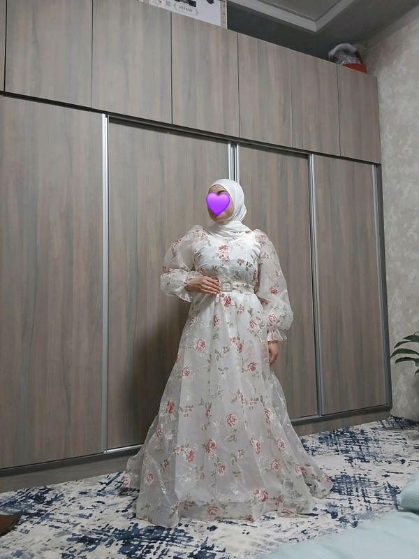 Toy va boshqa marosimlar uchun koylak Toy va boshqa marosimlar uchun koylak