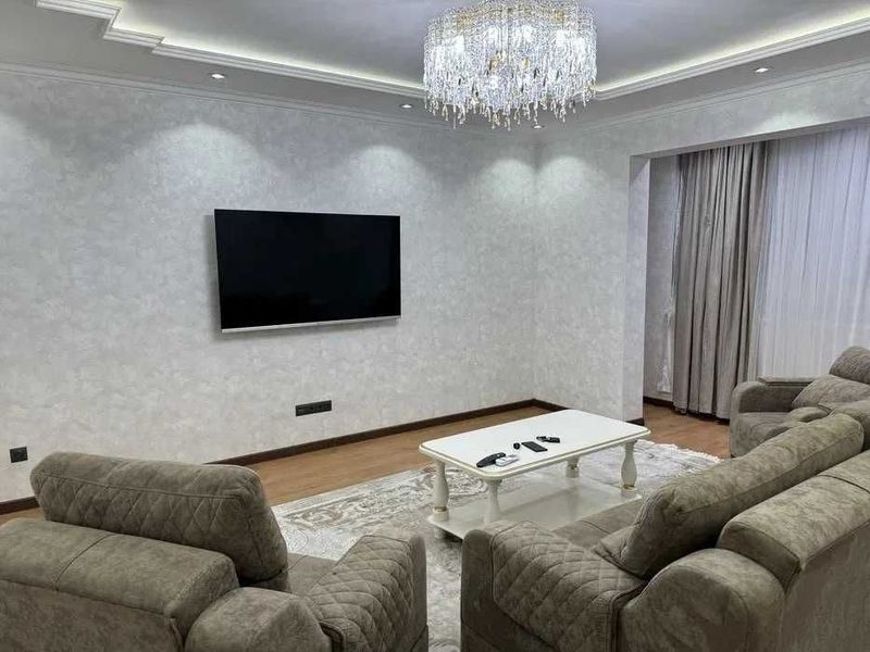Продам 2х комнатную ЕВРО квартиру в центре, Новомосковская Продам 2х комнатную ЕВРО квартиру в центре, Новомосковская