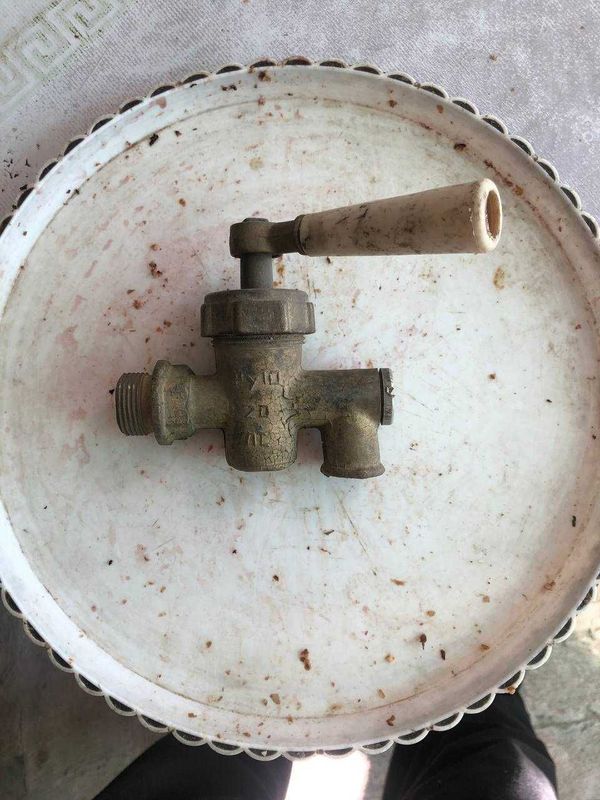 Вентил бронзовый для воды Вентил бронзовый для воды