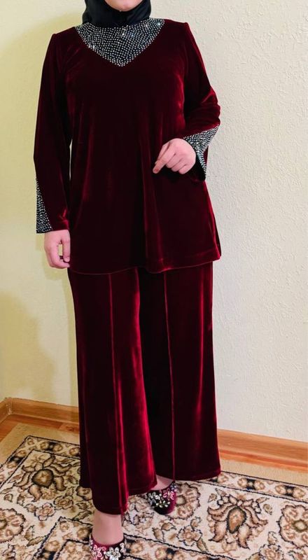 Dvoyka vecherniy rangi sochniy Dvoyka vecherniy rangi sochniy
