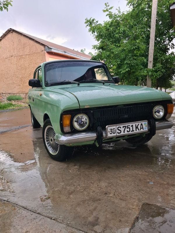 Moskvich 412 sotiladi edial