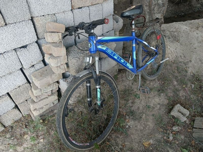Velosipet sotiladi Velosipet sotiladi