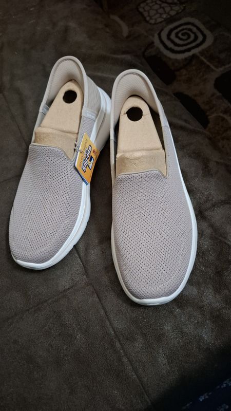 sketchers sketchers