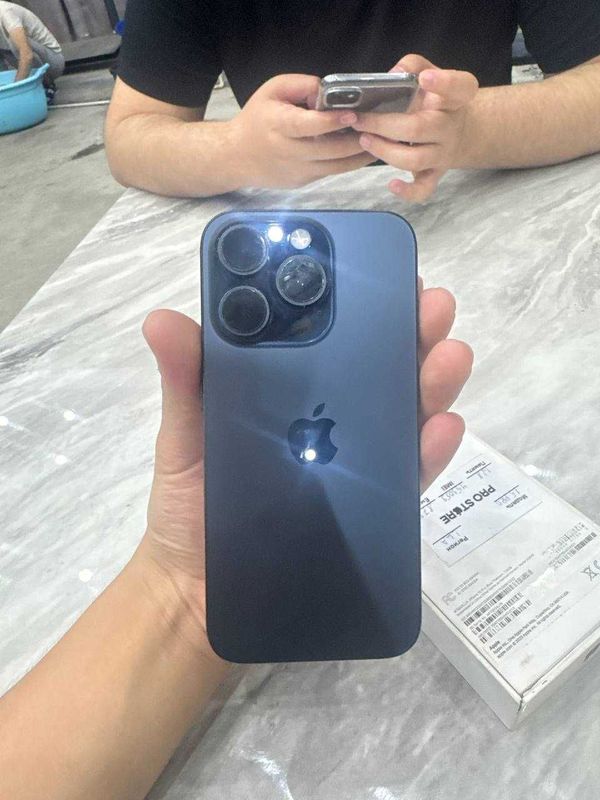 iphone 15 pro IDEAL LLA