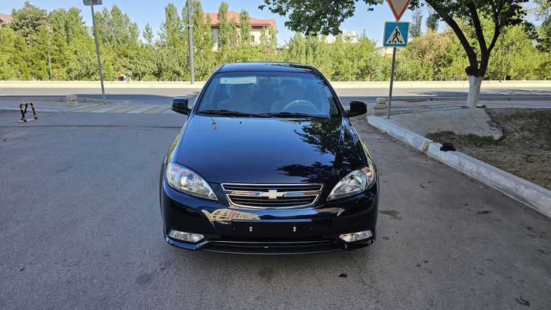 Gentra 3 A/T darkmoon blue lyuk, Abs va magnitafon bor Gentra 3 A/T darkmoon blue lyuk, Abs va magnitafon bor