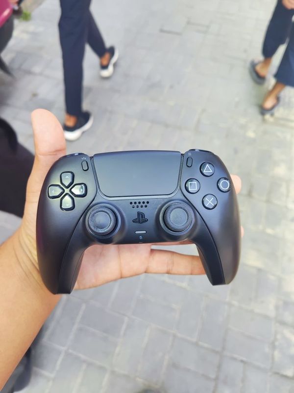 Joystick ps5 orginal hama joyi ishlaydi Windows telefonlarga ulanadi Joystick ps5 orginal hama joyi ishlaydi Windows telefonlarga ulanadi