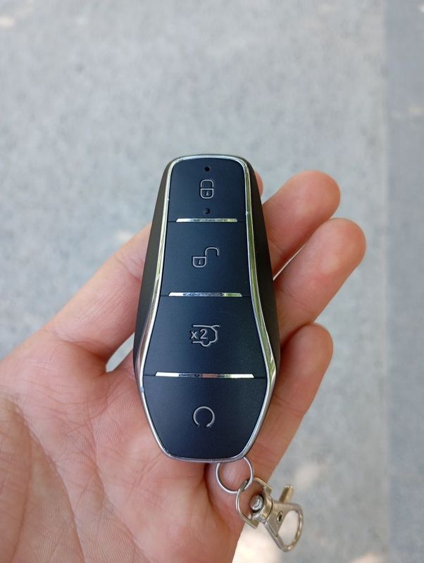 BYD pulti kalitiyam bor ichida BYD pulti kalitiyam bor ichida