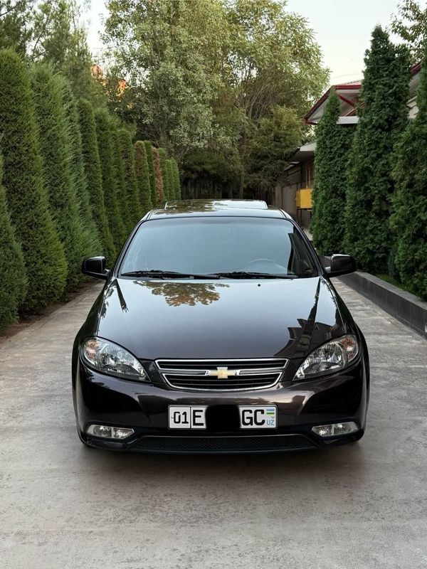 2023. Gentra Avtomat karobka. 32.000 km. Kraskasi toza.