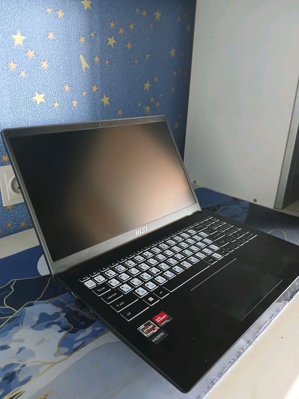 MSI Modern 15 | Ryzen 7 | 8 ядер | SSD 512 ГБ MSI Modern 15 | Ryzen 7 | 8 ядер | SSD 512 ГБ