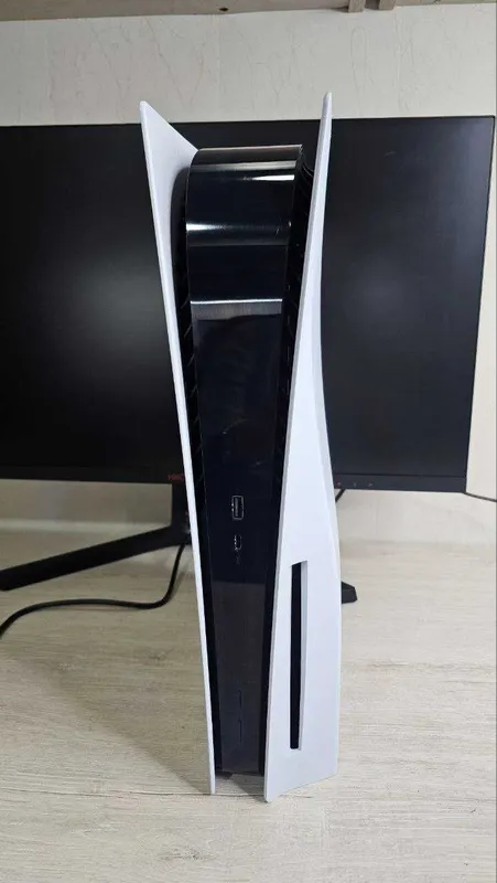 Продаётся PlayStation 5 Disk Edition Продаётся PlayStation 5 Disk Edition