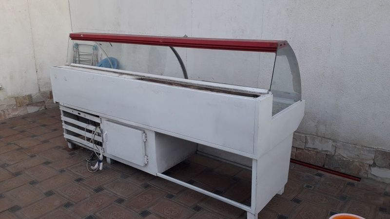 Stelaj Xolodilnik Sotiladi Stelaj Xolodilnik Sotiladi