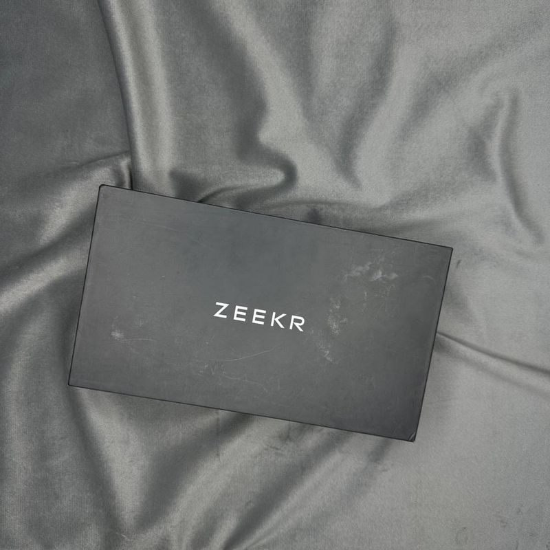Ароматизатор 2024 для Zeekr 001 от «ZeekrShop»