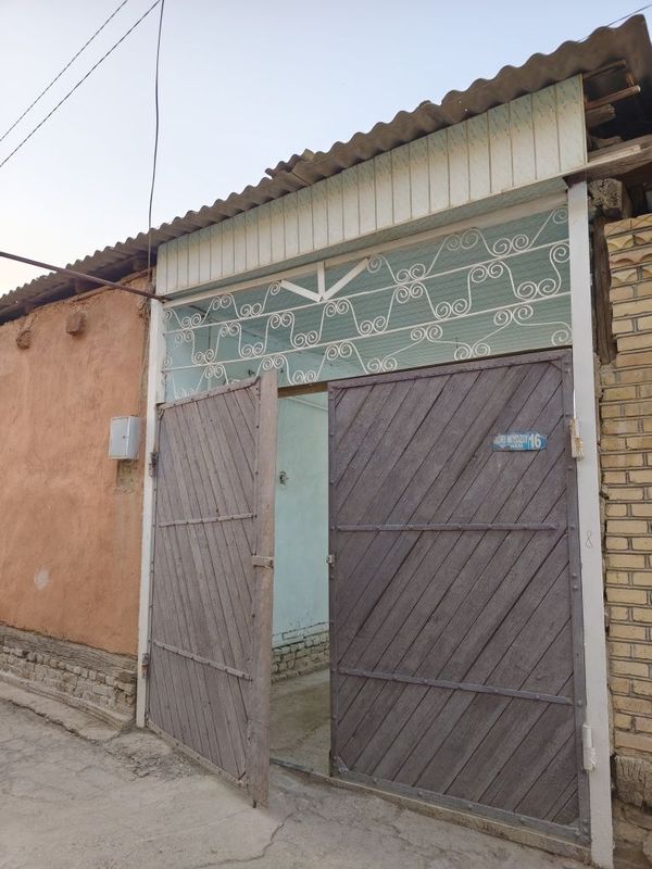 Uy sotladi sroshniga Uy sotladi sroshniga