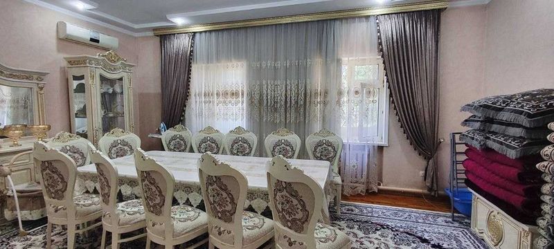 Дом Академгородок 5,7-сот 5-комн 150 м² ремонт зеленый двор фасад 18 м