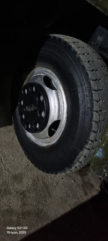 Zil 130 sotiladi