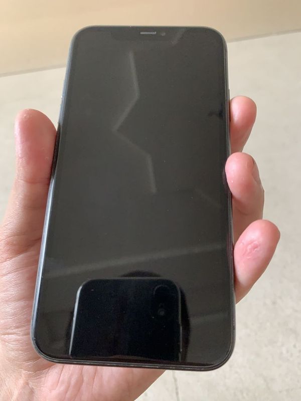 Iphone 11 64 gb qora Iphone 11 64 gb qora
