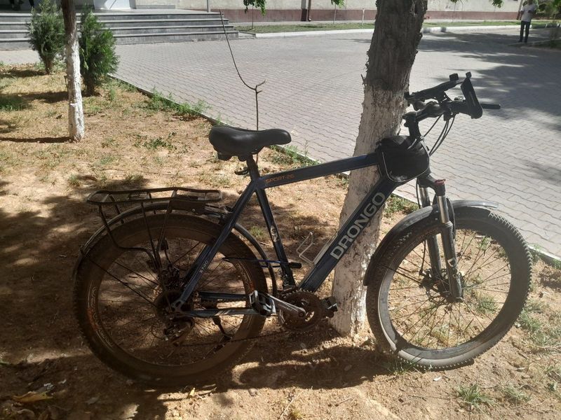 Velosiped sotiladi razmeri 26 Velosiped sotiladi razmeri 26