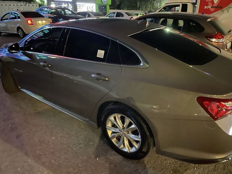 2021 malibu premier с малым пробегом краска тоза 2021 malibu premier с малым пробегом краска тоза