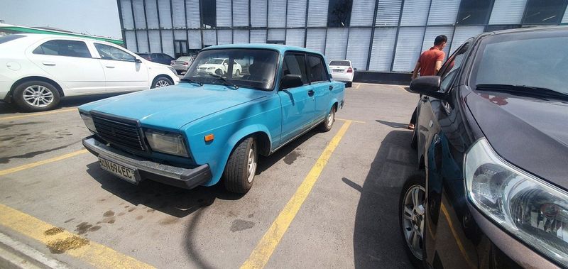 Vaz 2107 srochna sotiladi Vaz 2107 srochna sotiladi