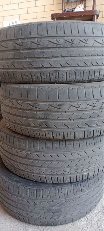 ШИНЫ HAIDA 235/50/R19. Б/У в хорошем состоянии. Подходит на EQUINOX. ШИНЫ HAIDA 235/50/R19. Б/У в хорошем состоянии. Подходит на EQUINOX.
