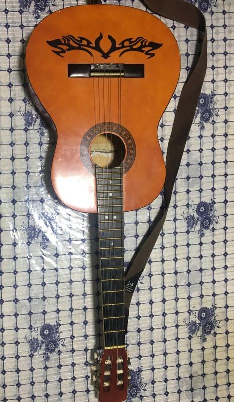 Klassicheskiy Gitara Sotiladi chexol bonus