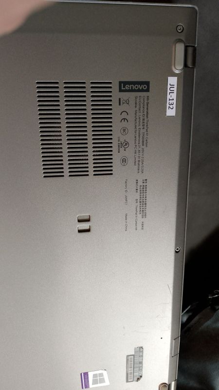 Lenovo laptop ThinkPad X1 Carbon