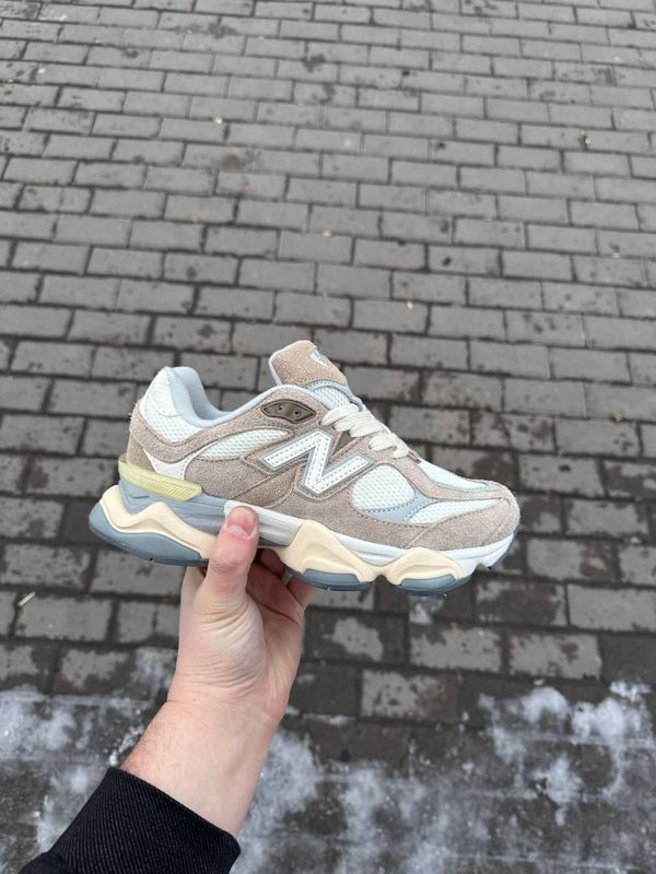 New Balance Men's 9060 Mushroom