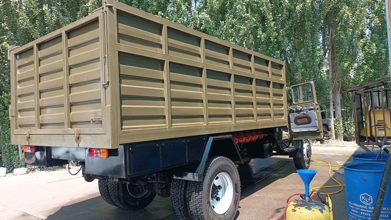 Zil 131 sotiladi xolati alo ishga tayyor 1984 yil ishi umuman yuq