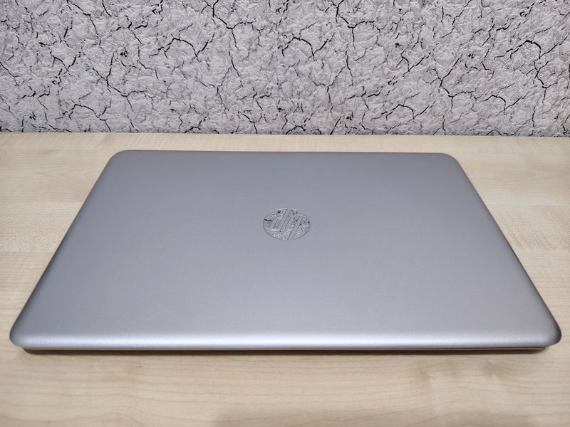 Noutbuk HP Pavilion sotiladi Noutbuk HP Pavilion sotiladi