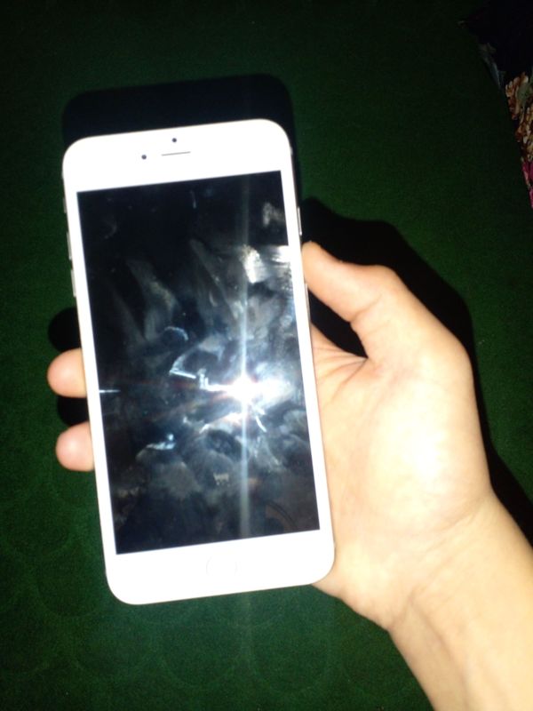 iph 6s+ 32 x ekran almashtrb olaslar narxi 550 min
