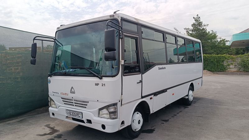 Issuzu avtobus sotiladi Issuzu avtobus sotiladi