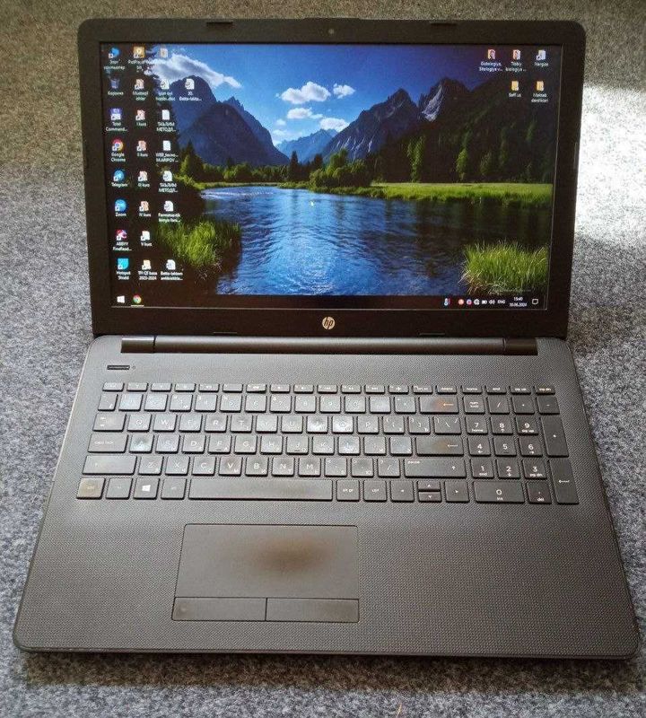 Noutbook Hp (Laptop) 8Gb, SSD 256 DDR4 Tezkorlik bilan sotiladi!