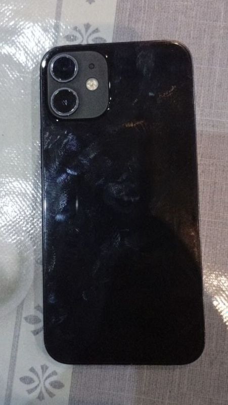 Iphone 12 mini sotiladi Iphone 12 mini sotiladi