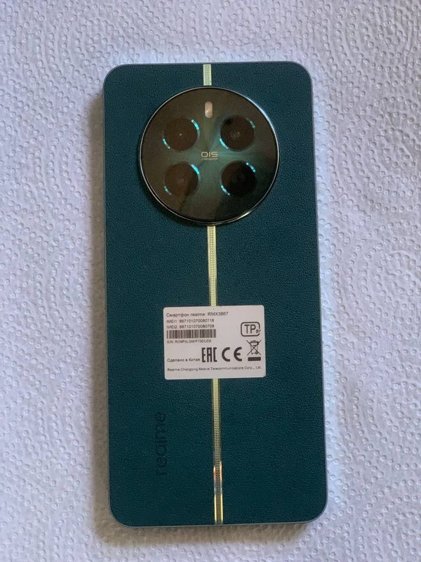 Realme 12+ 5G yengi 3 oy ishlatildi Realme 12+ 5G yengi 3 oy ishlatildi
