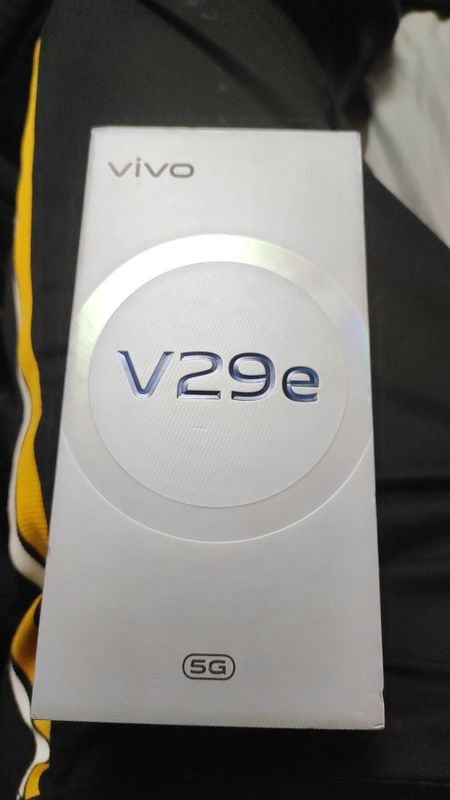 Vivo V29e срочна Vivo V29e срочна