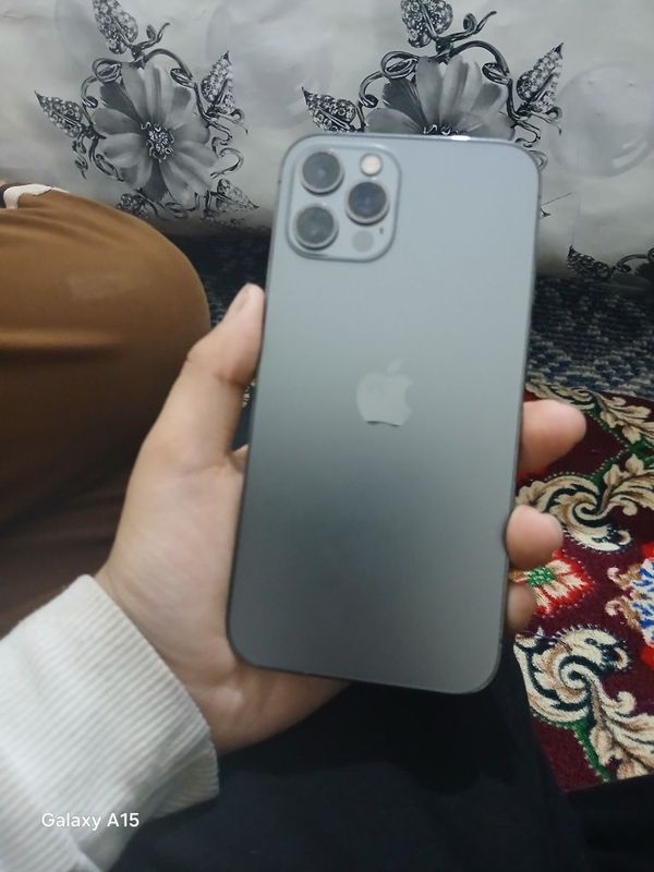 Iphone 12 pro yomkist 90