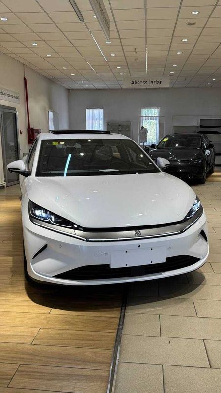 BYD QIN L (chin L) BYDdan yangi avtomobil BYD QIN L (chin L) BYDdan yangi avtomobil