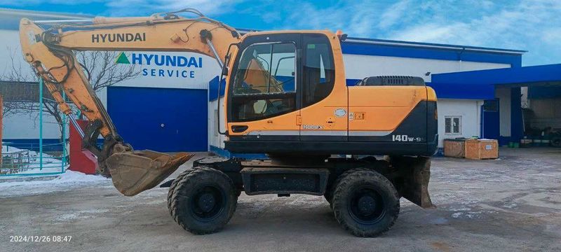 Колесный экскаватор HYUNDAI R140W-9S