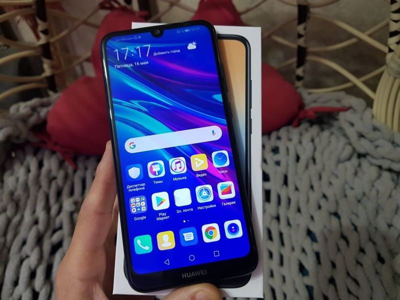 Huawei Yangi holatda. Huawei Yangi holatda.