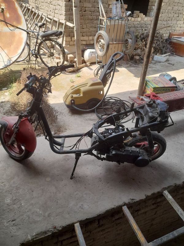 Skuter sotiladi 150 kub Skuter sotiladi 150 kub
