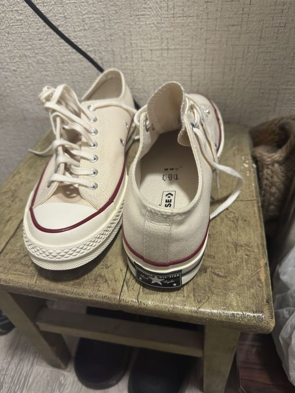 Кеды Converse новые. Кеды Converse новые.